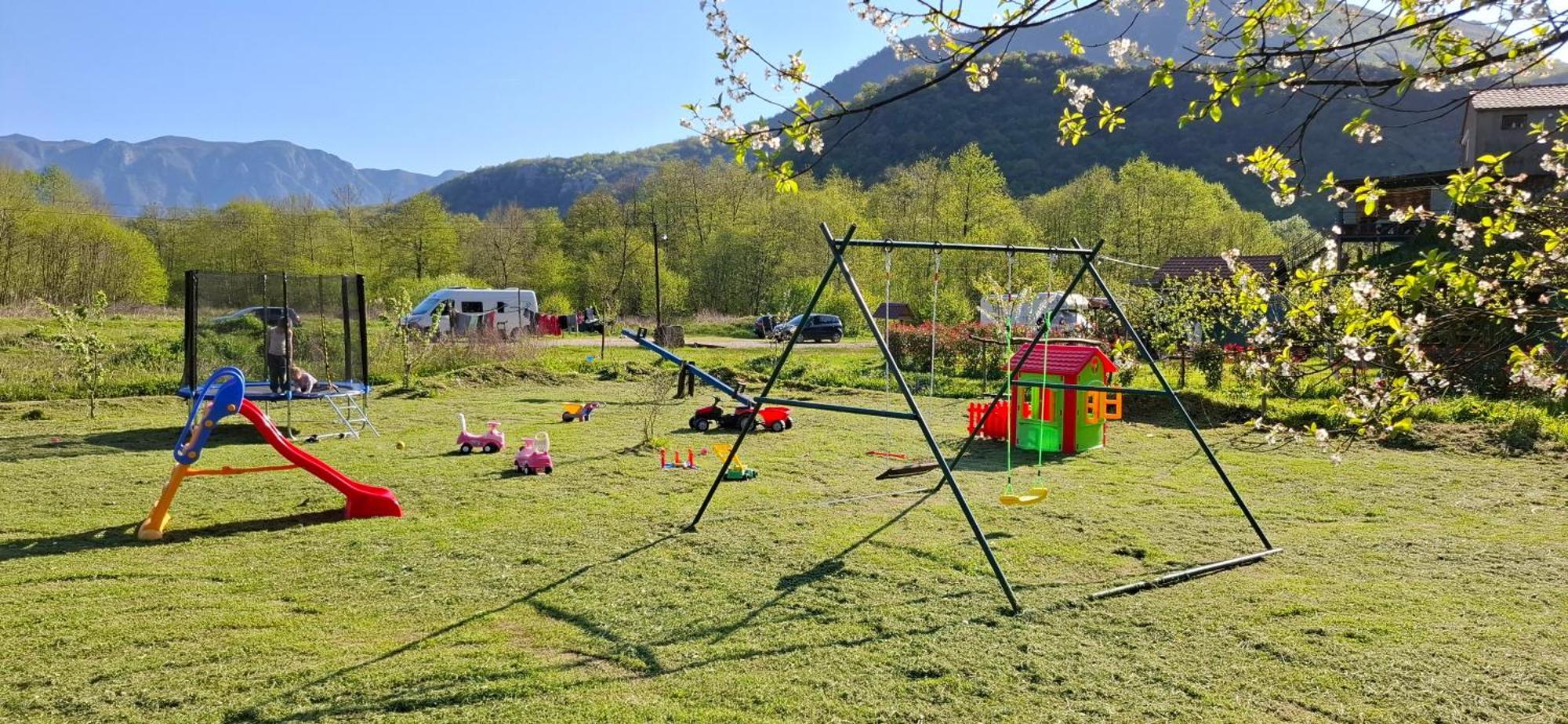 Camp Sunny Hills Hotel Virpazar Exterior foto